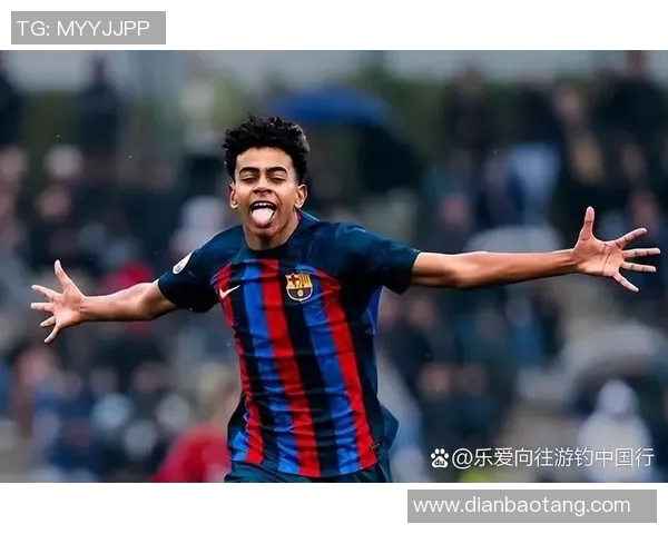 犯规足球明星背后的争议与挑战:从绿茵场上的违规到人生的转折 犯规足球明星背后的争议与挑战:从绿茵场上的违规到人生的转折